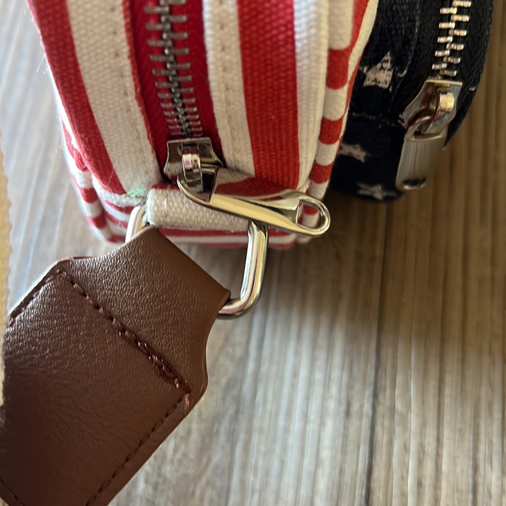 NWOT patriotic crossbody purse - Picture 9 of 12